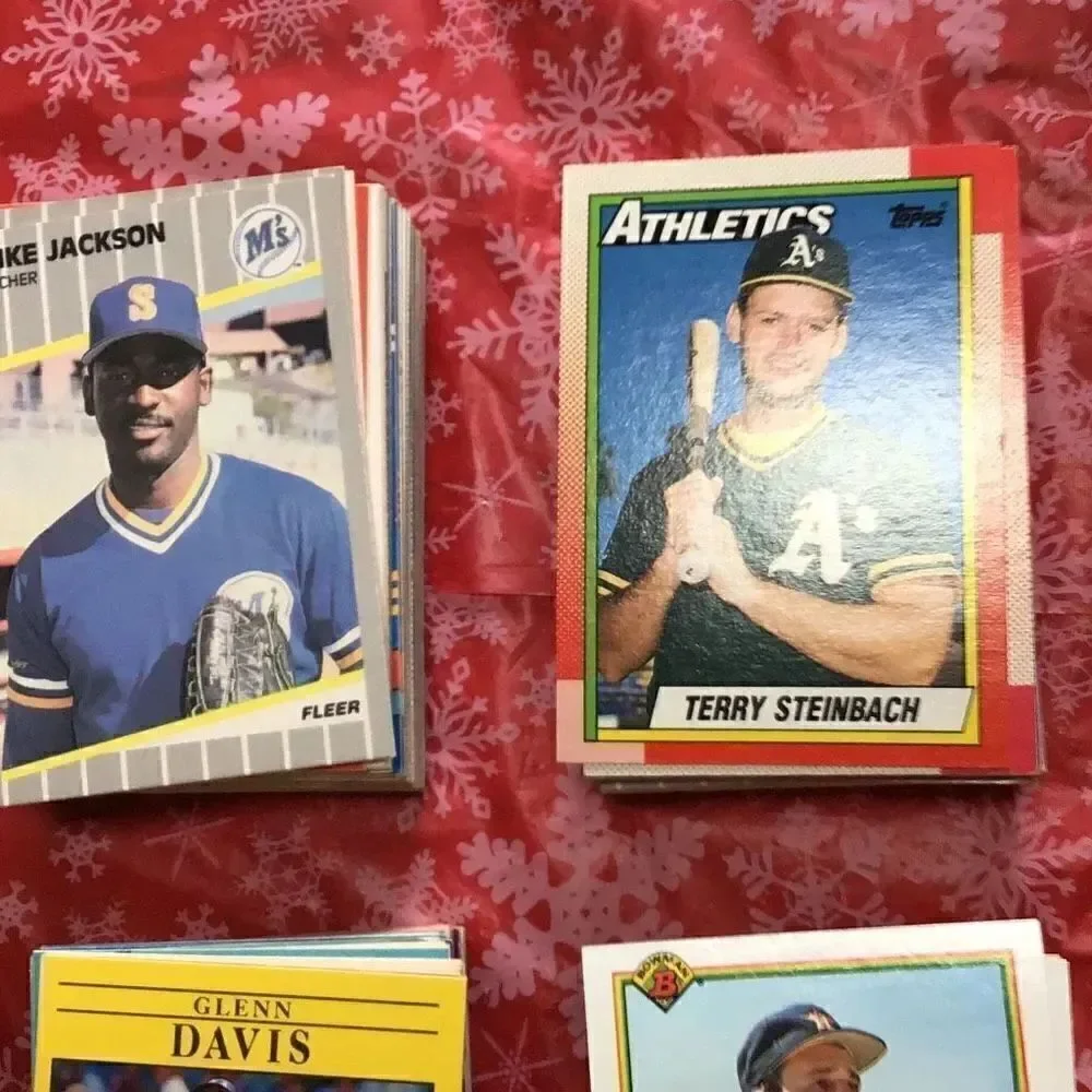 Baseball cards somewhere near 600 give or take a few